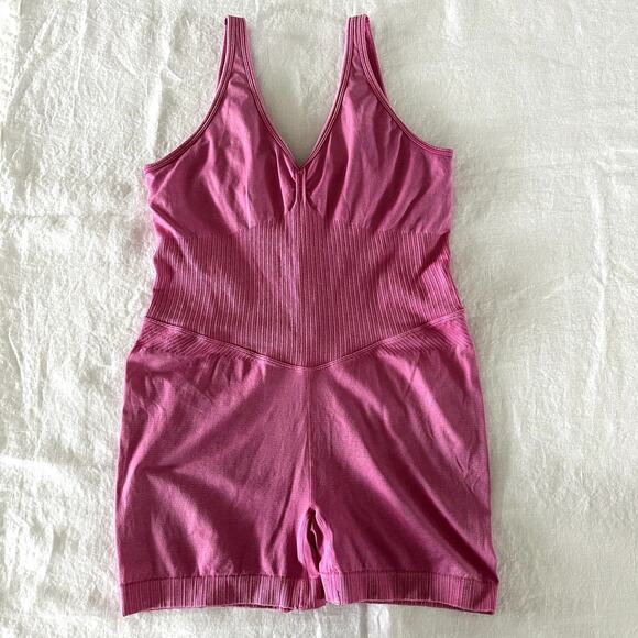 JoyLab Pink Seamless Shorts Bodysuit - Picture 1 of 7